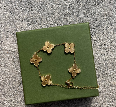 Sélina – Bracelet Trèfle Doré 18K
